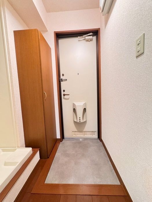プランドール　A 玄関