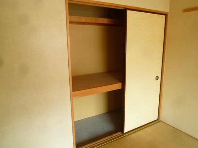 リバティー小泉 収納