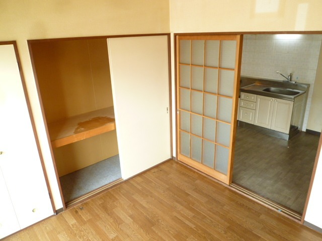 リバティー小泉 収納