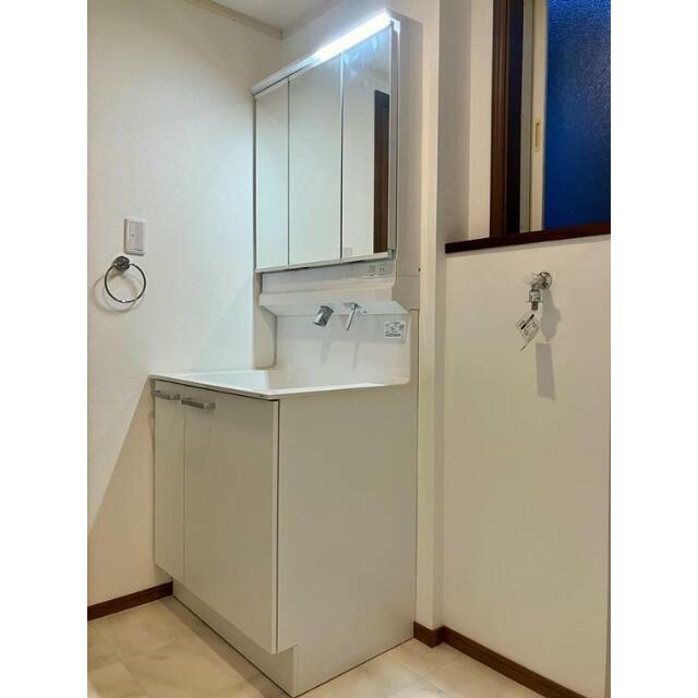 東海岸南戸建 洗面所