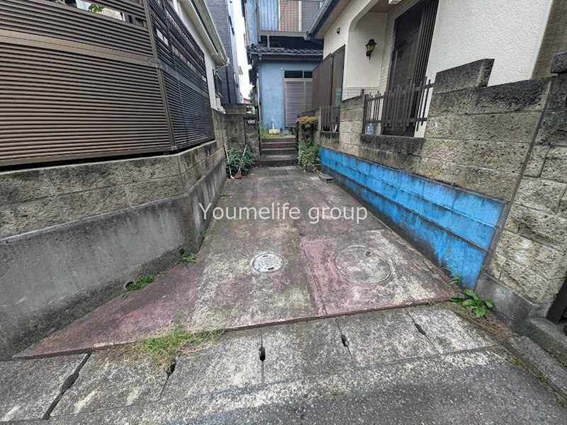 厚木市長谷戸建 駐車場