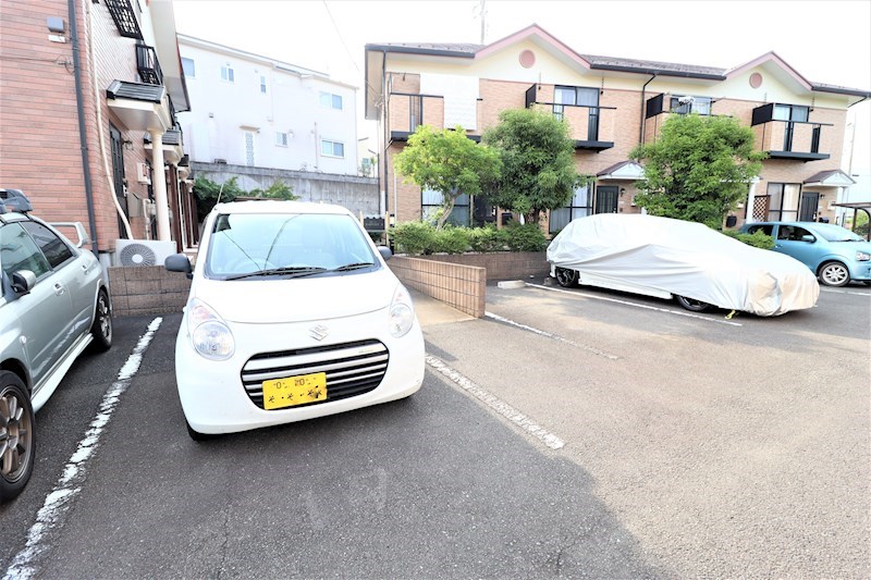 RAPPORT C 駐車場
