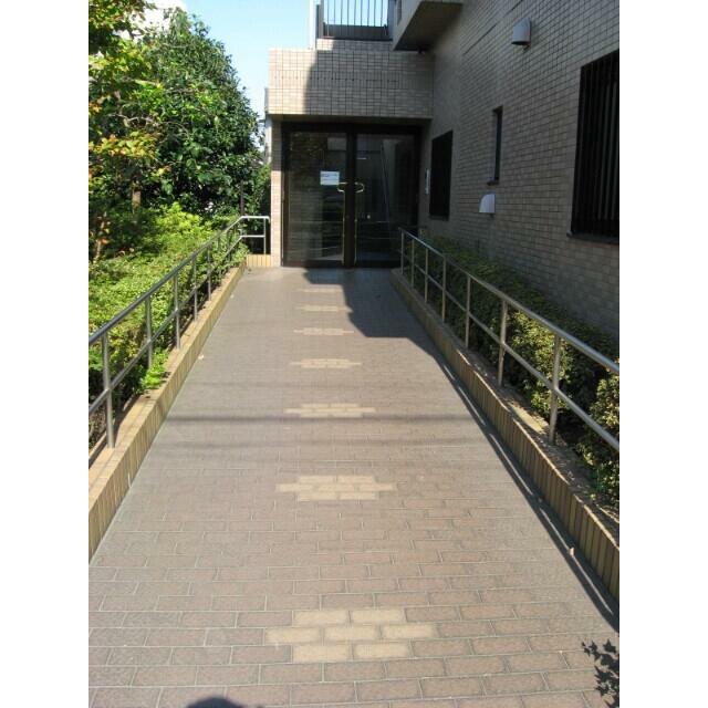 アルテール戸塚 エントランス