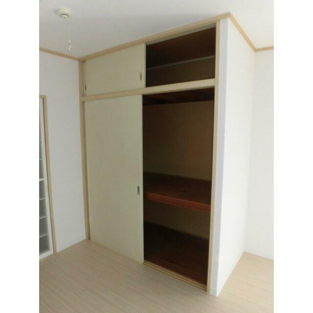 スブニールＥ 収納