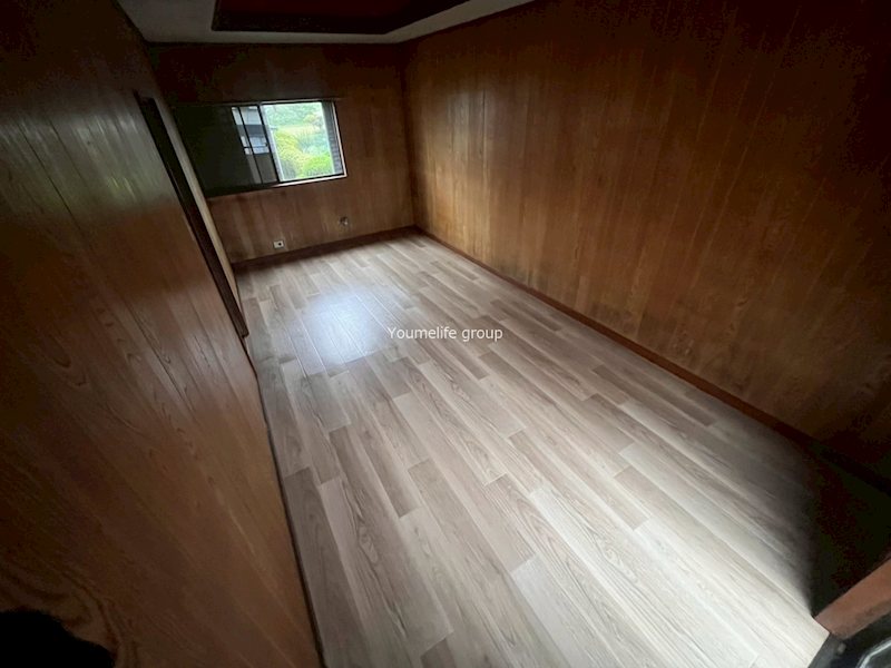 秦野市堀山下テラス リビング