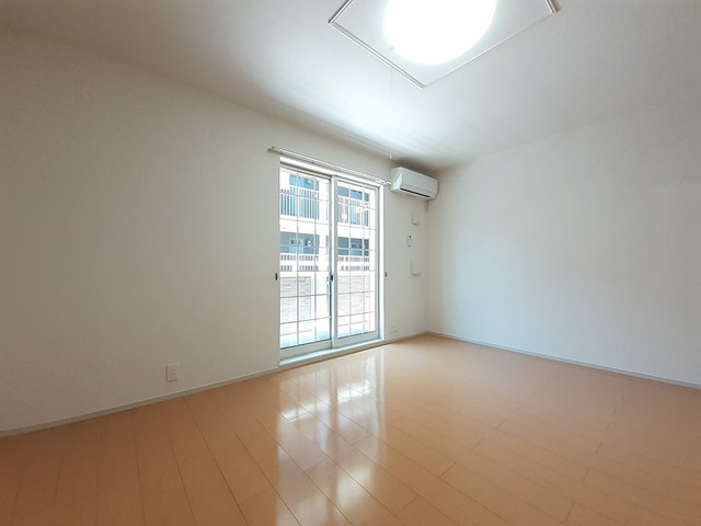 ノーブル・ヴィラ リビング