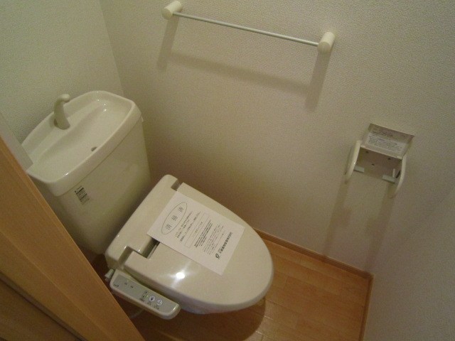 ダイナ　モア トイレ