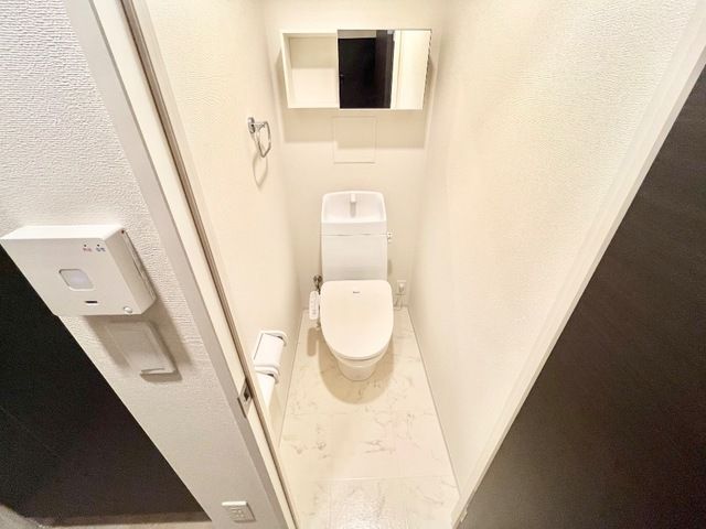 キーファ トイレ