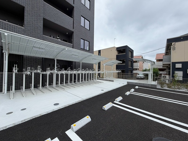 キーファ 駐車場