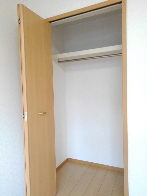 ブローテ本厚木 収納