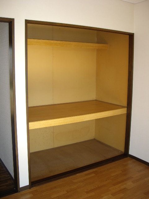 クローカス池田Ａ 収納