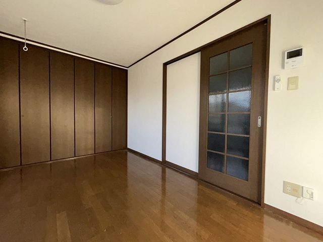 ジーライズ伊勢原石田2 玄関