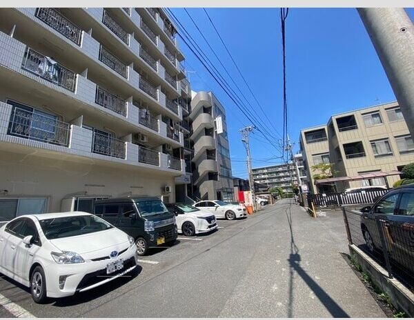 神奈川県厚木市栄町１丁目 外観