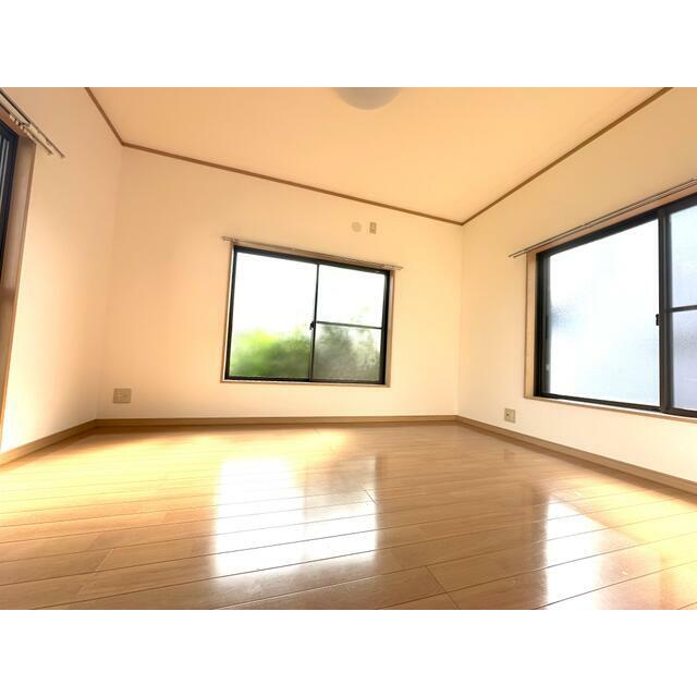神奈川県横浜市戸塚区汲沢町 リビング