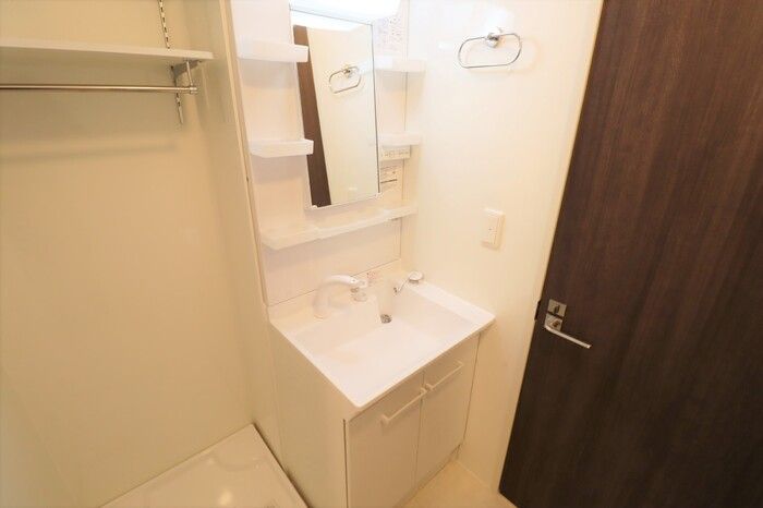 マ・メゾン鵠沼花沢　B 洗面所