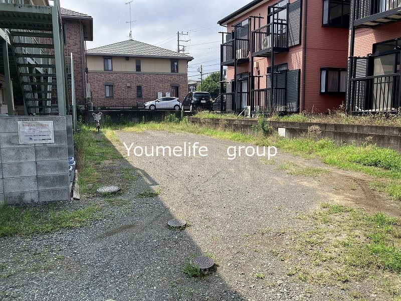 ハイツ北ノ沢 駐車場