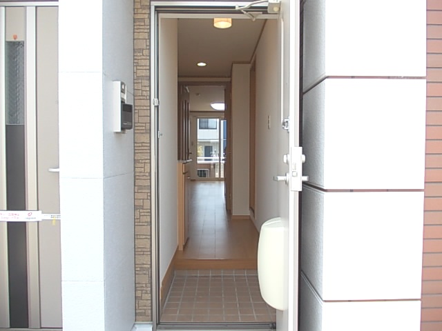 フォンターナ 玄関