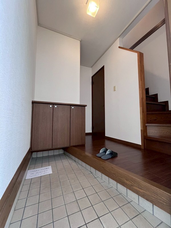 神奈川県藤沢市片瀬１丁目 玄関