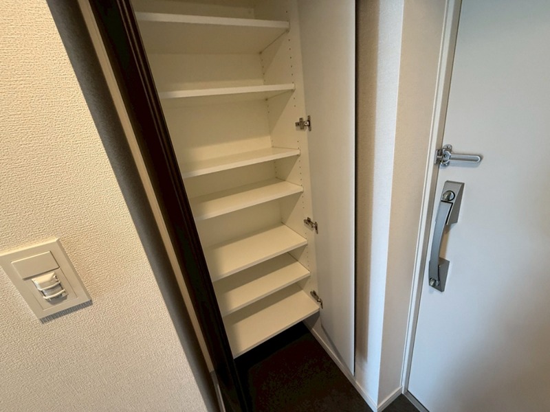 LIME RESIDENCE HIRATSUKA WEST 収納