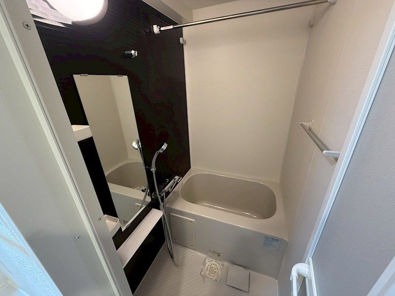 LIME RESIDENCE HIRATSUKA WEST 風呂画像