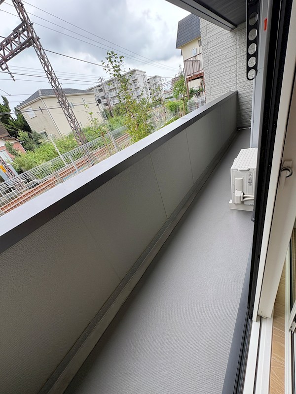 ヴェールマラン湘南台 ベランダ