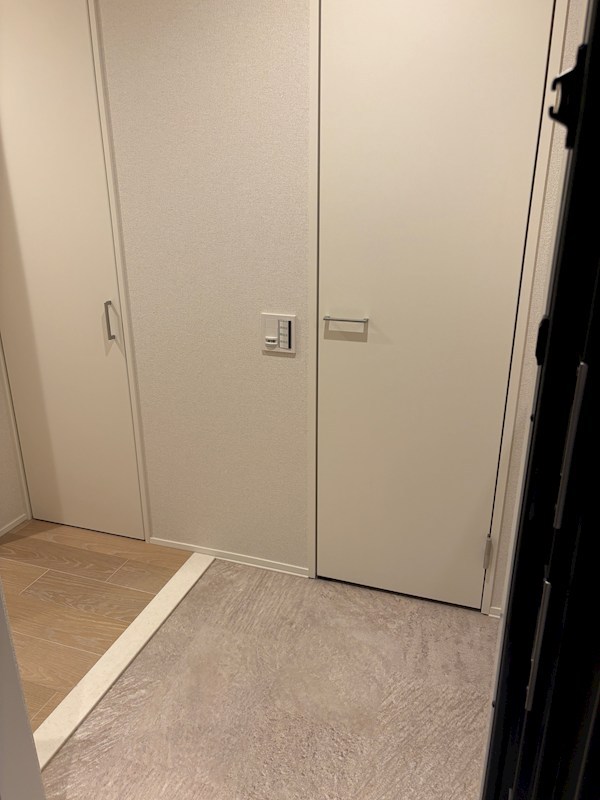 ヴェールマラン湘南台 玄関