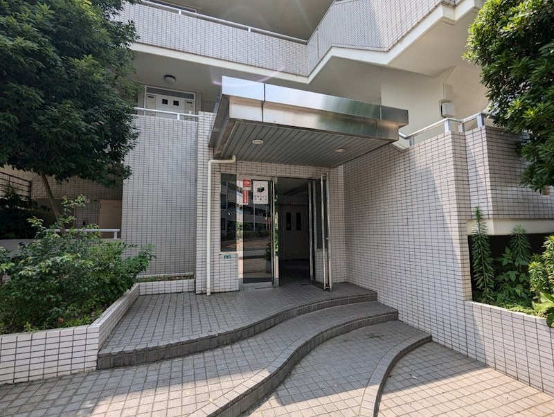 アルト厚木 エントランス