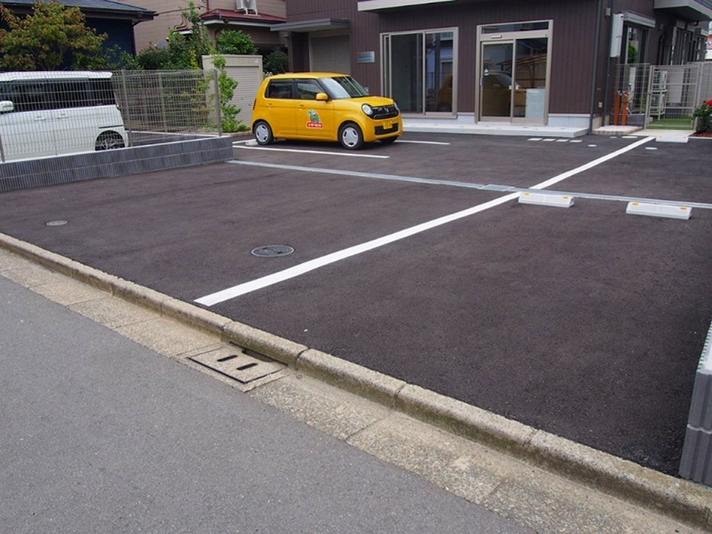 エスプリ　ド　ルア 駐車場