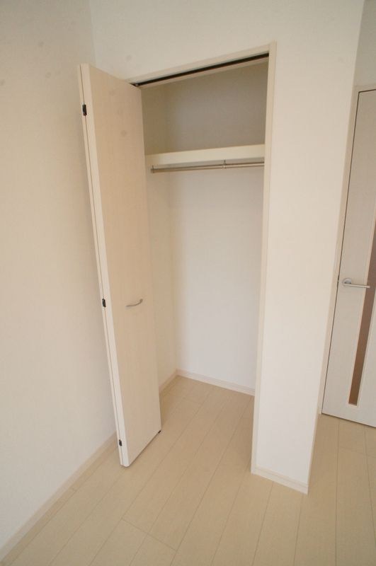 リブリ・厚木旭町Ⅱ 収納