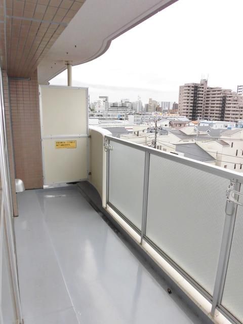 神奈川県厚木市栄町２丁目 ベランダ