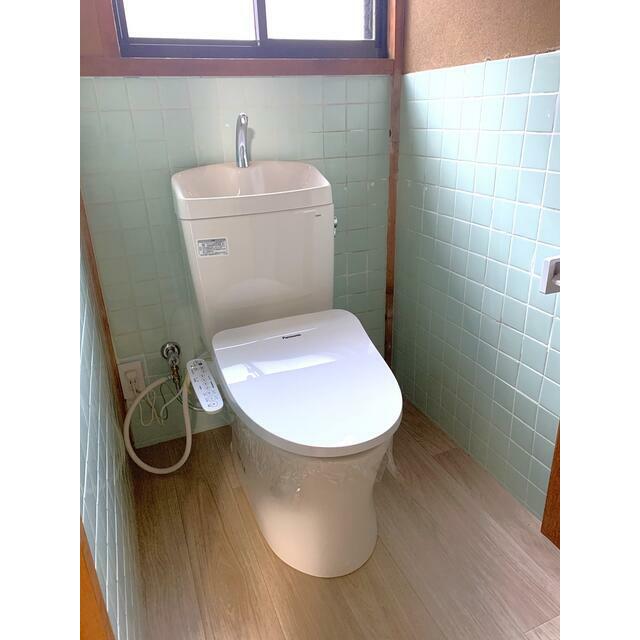 横浜市栄区長沼町　戸建 トイレ