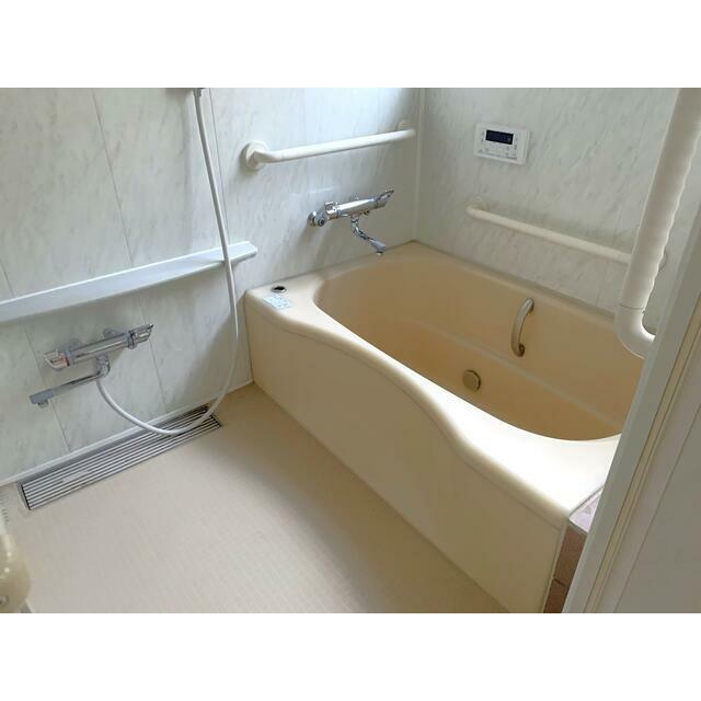 横浜市栄区長沼町　戸建 風呂画像