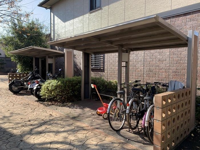 スワロウテイル 駐車場