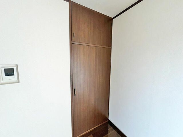 ホワイトレジデンス１ 収納