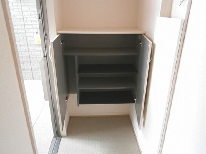 グランド　ソレーユ 玄関