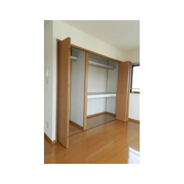 エクセラン湘南 収納
