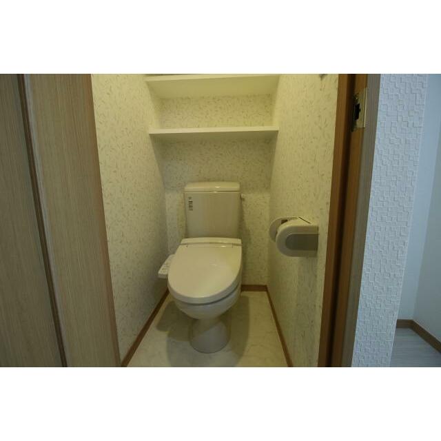 神奈川県厚木市中町２丁目 トイレ