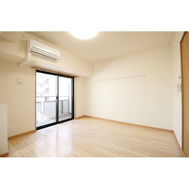 神奈川県厚木市中町２丁目 リビング