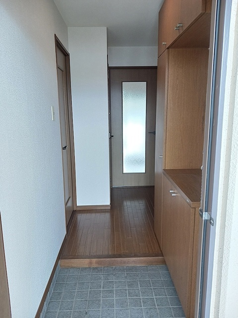 エステートピア小田原 玄関