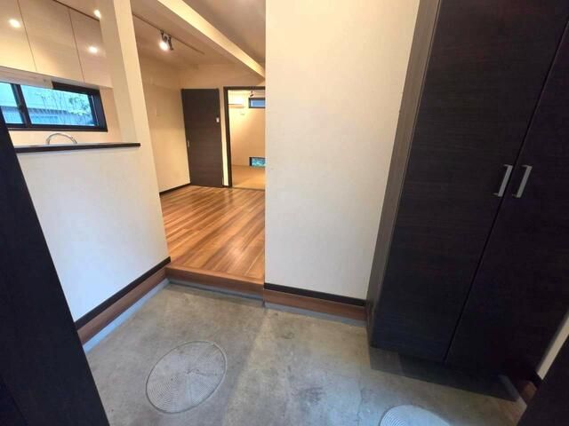 川下貸家（御成町） 玄関