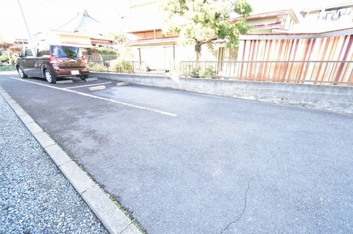 ハートワード 駐車場