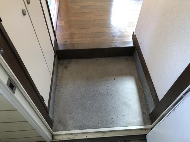 コマハイム 玄関