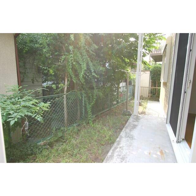 神奈川県茅ヶ崎市松が丘１丁目 ベランダ