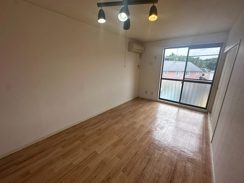 ハイ　ビレッジ ベッドルーム