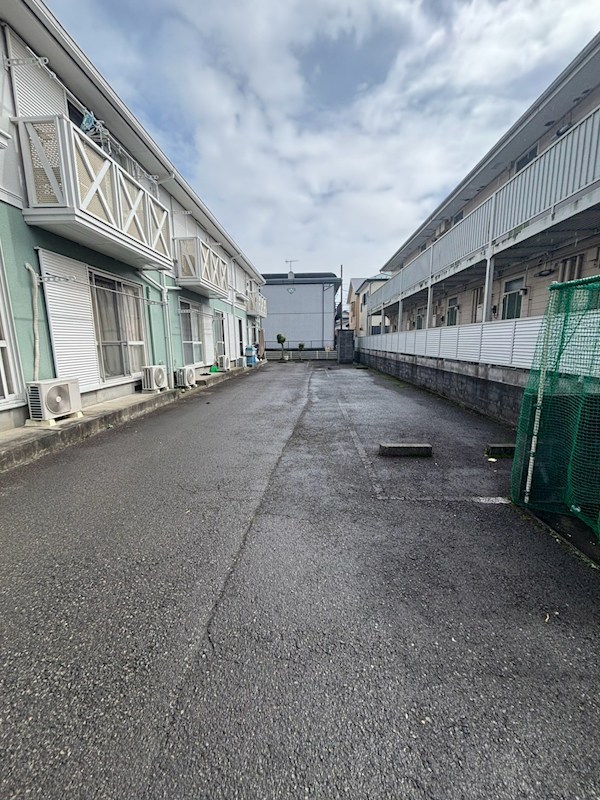 カーサ・ツジⅡ 駐車場