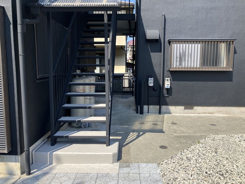 金目邸 エントランス