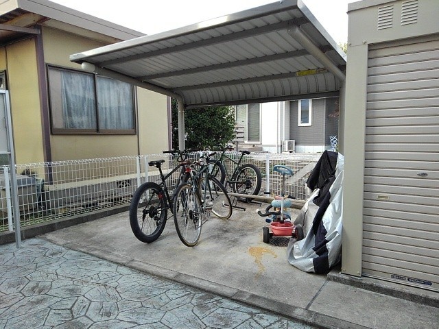 ロイヤルモアＣ その他