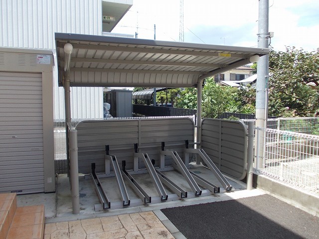 プラシード その他