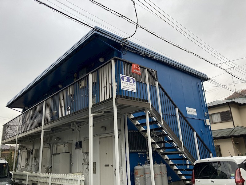 神奈川県秦野市南矢名 エントランス