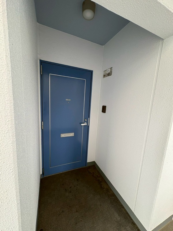 クリーン・ブルー 玄関